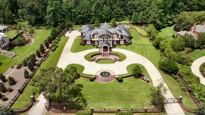 The Hart House aerial view, photo 79